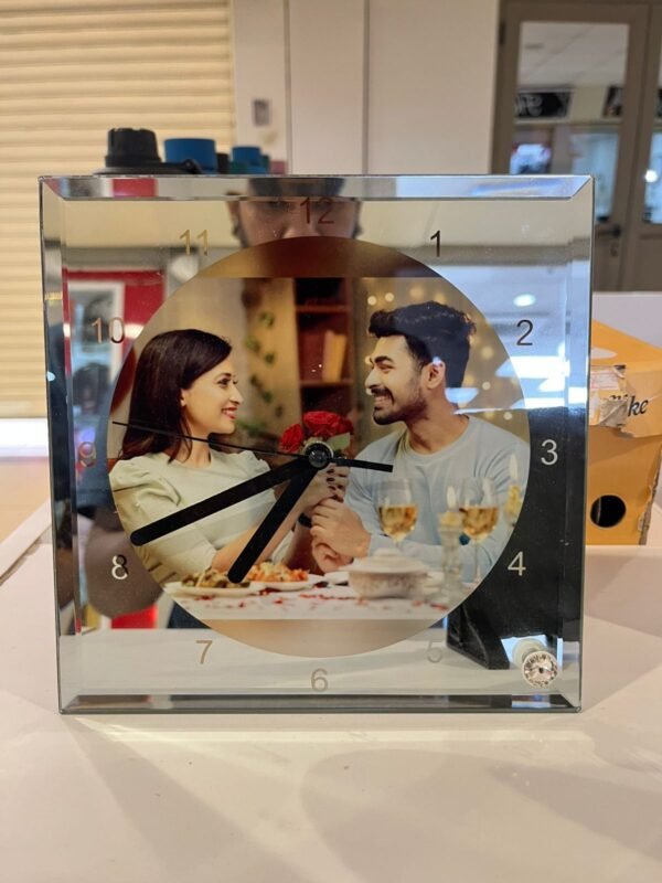 Mirror Effect Glass Clock (20cm)